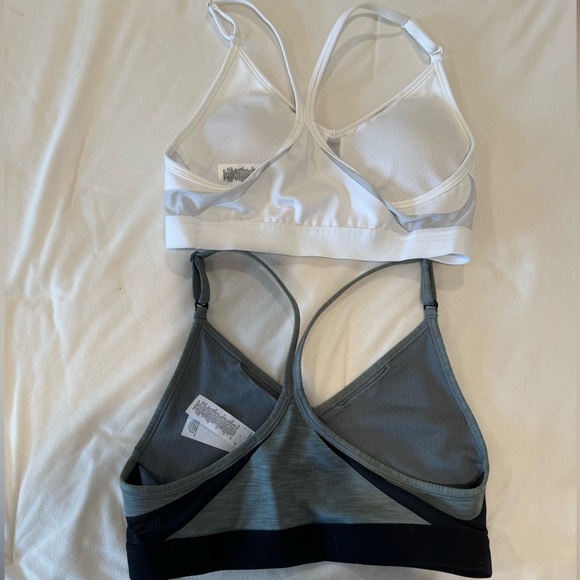 Nike Sports Bra Bundle - Picture 2 of 2